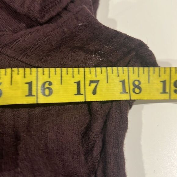 Free people ruffled short sleeves super cute - Picture 10 of 12